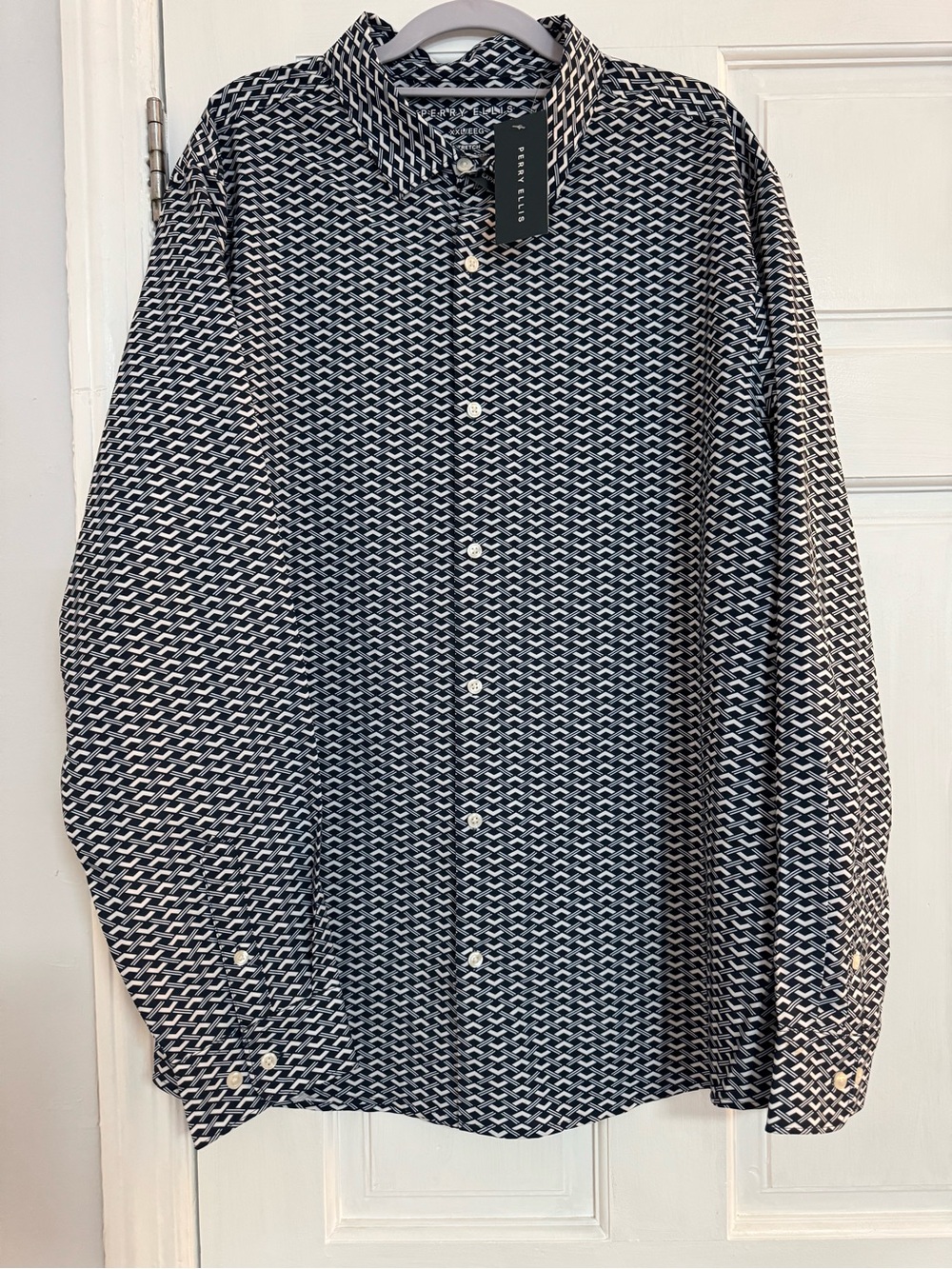 Perry Ellis Navy and White Geometric Button-Up Shirt